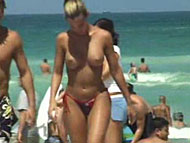 Badestrnde - ein beliebter Aufenthaltsort fr Voyeure
