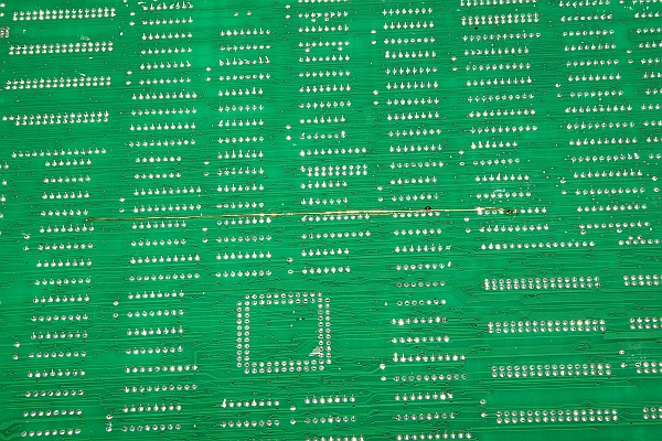 Leiterbahn gebrueckt