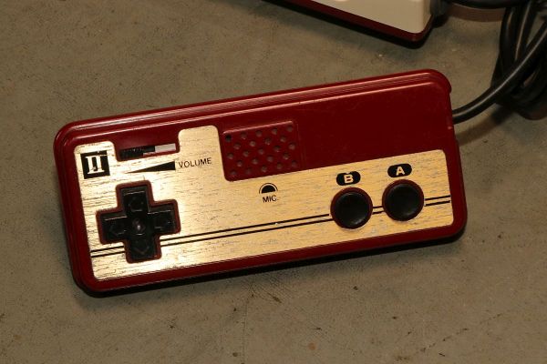 Nintendo Famicom